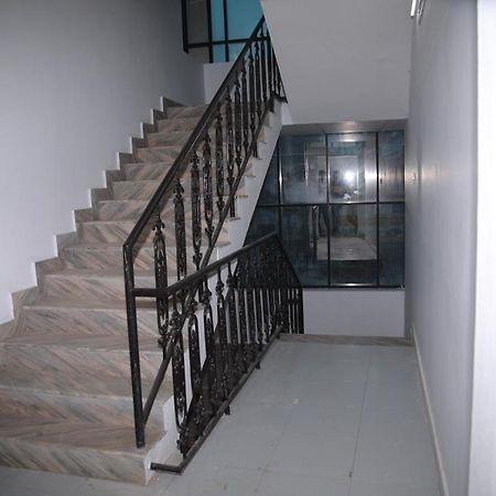 Meghna Residency Hotel Thiruvananthapuram Екстериор снимка
